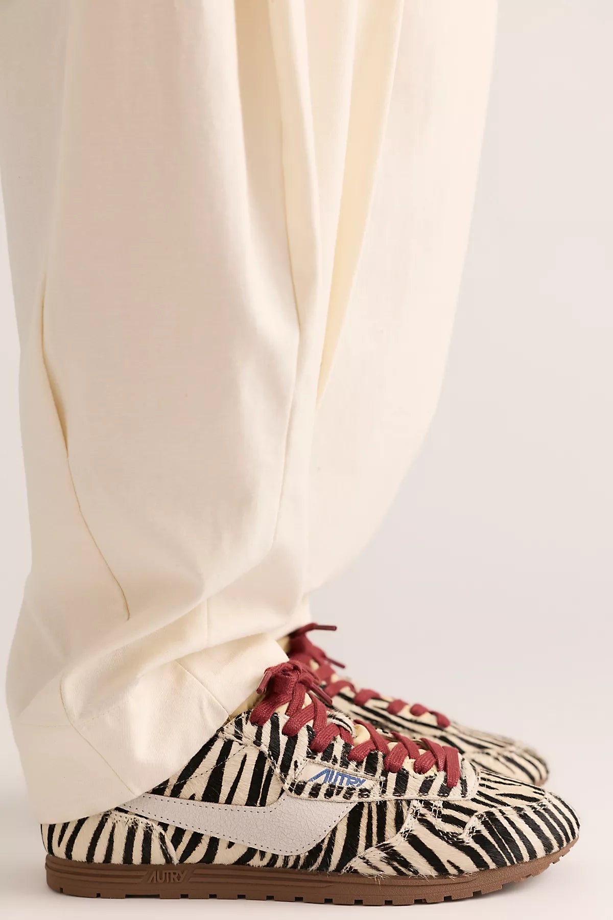 Autry Windspin Low-Top Animal Sneakers