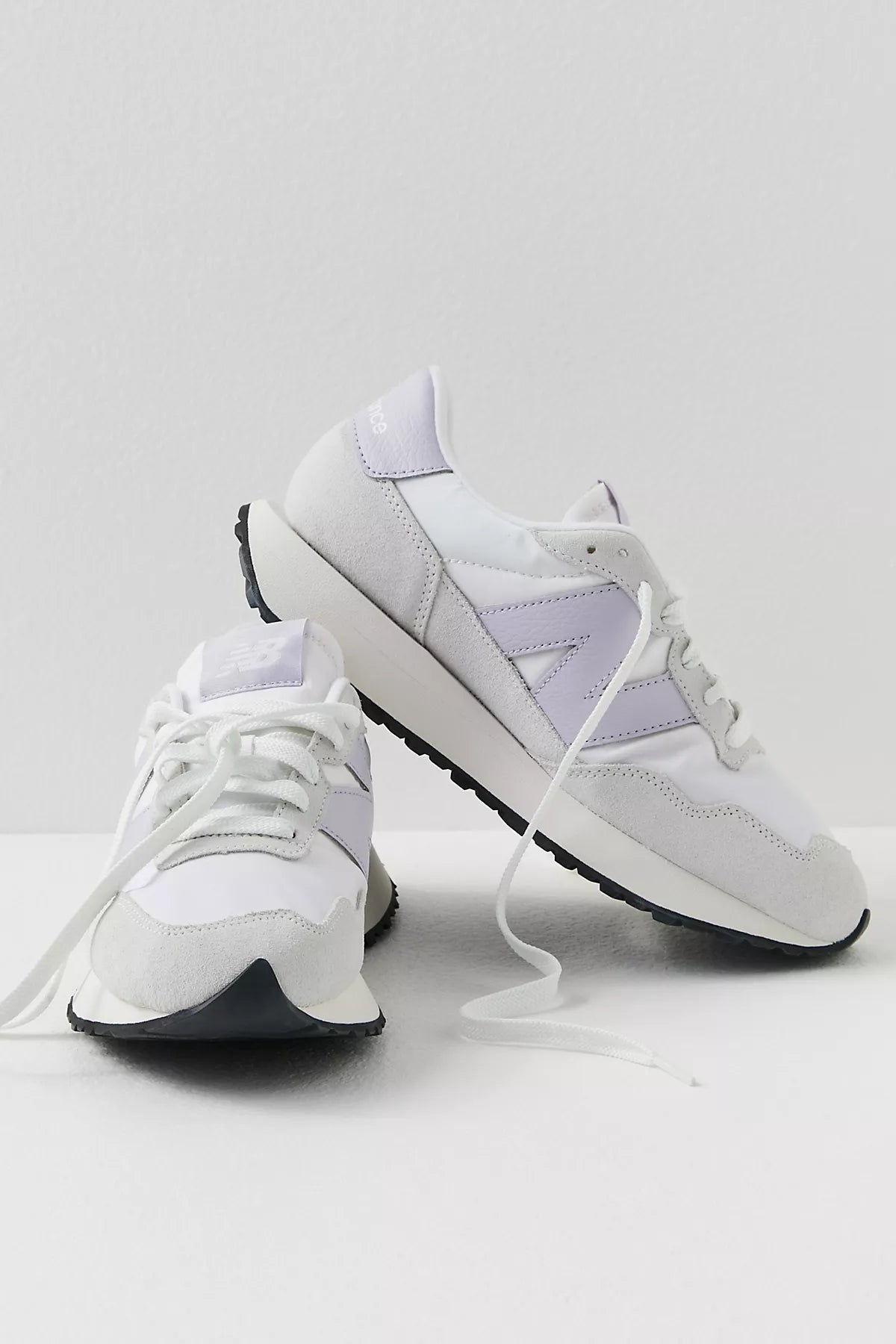 New Balance 237 Sneakers