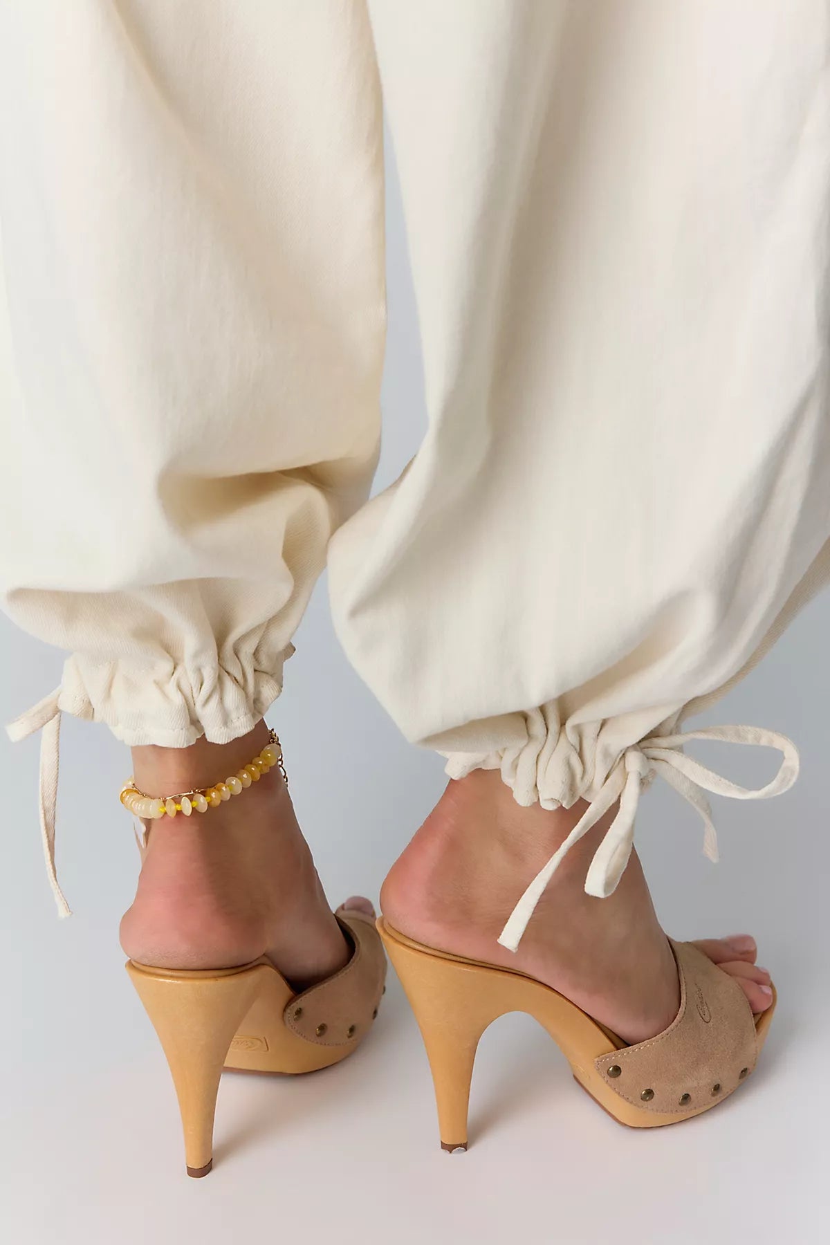 Candie’s Viviana Clogs