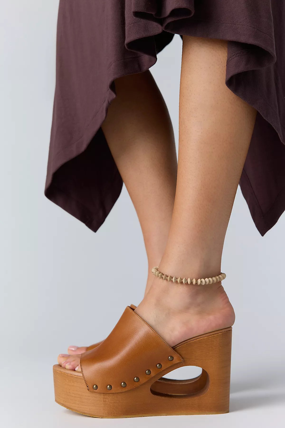 Coast Cut-Out Clogs