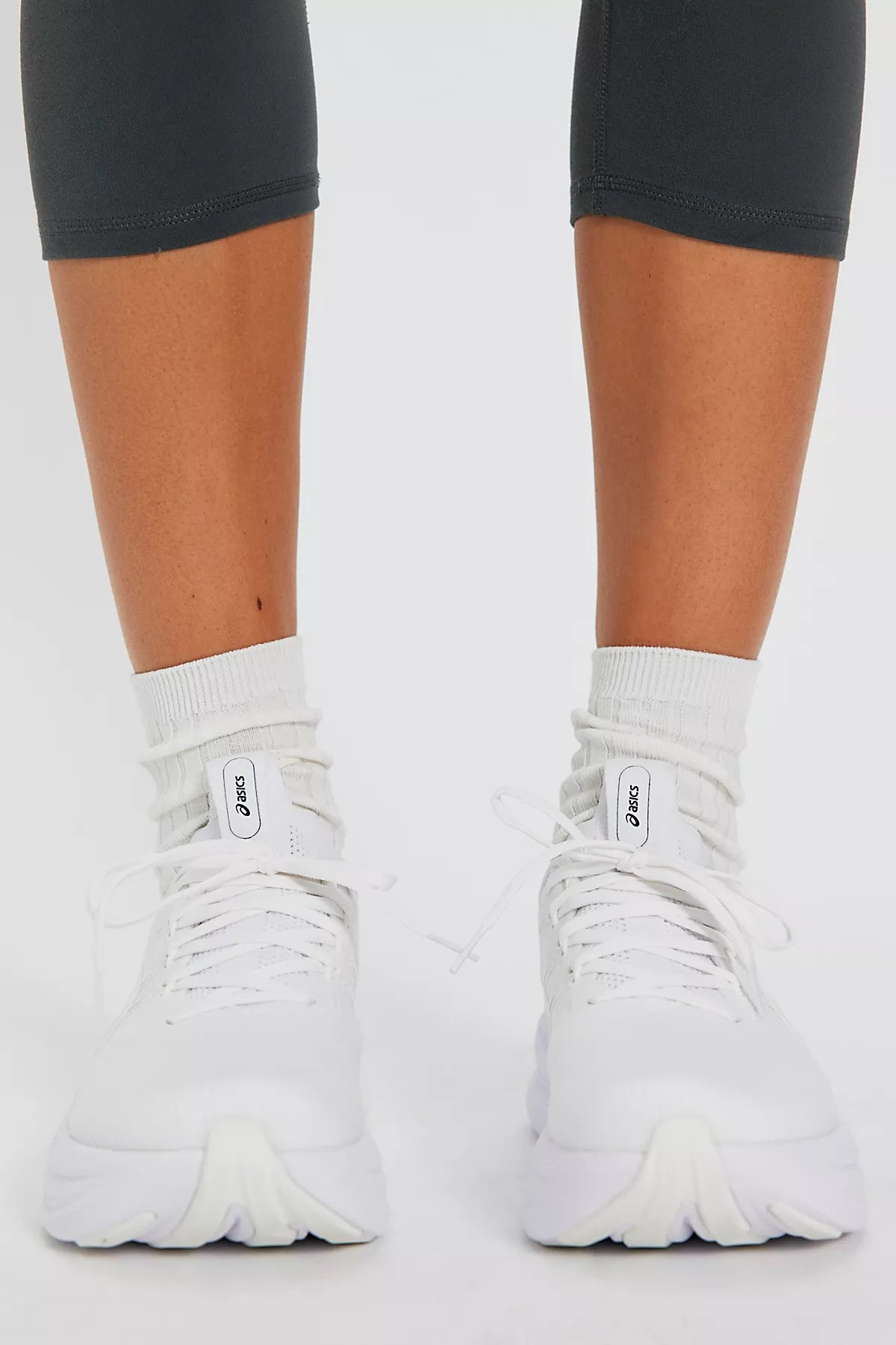 ASICS GEL-NIMBUS 28 Sneakers