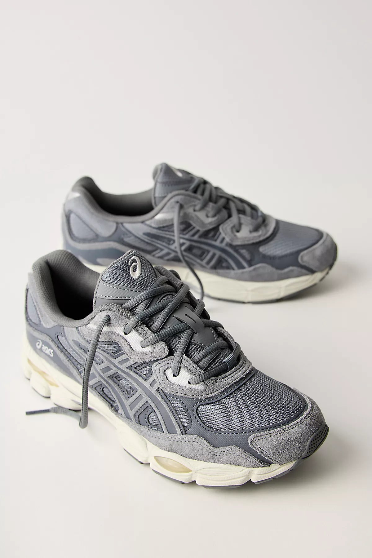 ASICS GEL-NYC Sneakers
