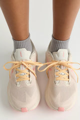 ASICS Novablast 6 Sneakers