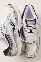 Saucony ProGrid Omni 9 Sneakers
