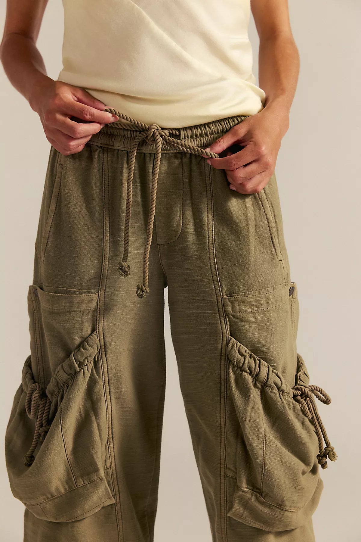 We The Free Ashton Crop Pull-On Cargo Pants