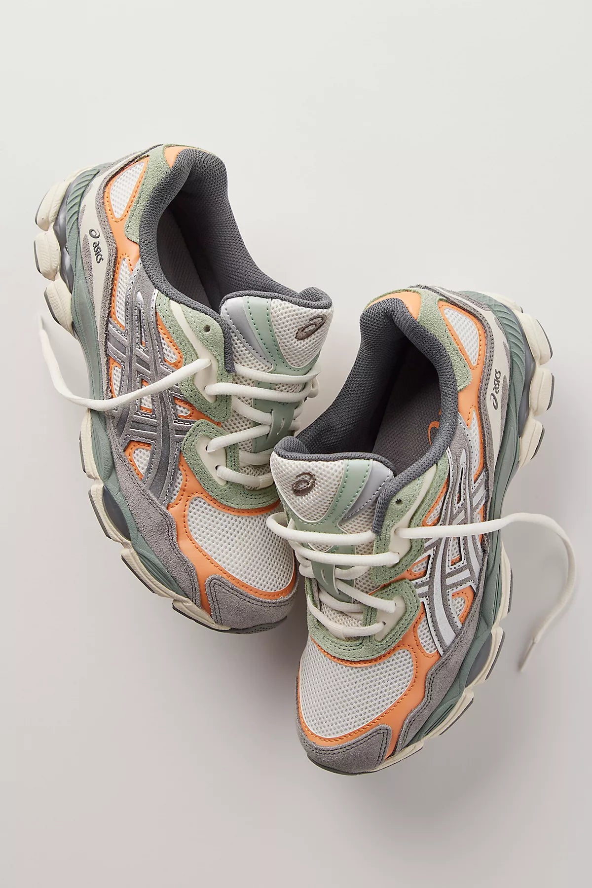 ASICS GEL-NYC Sneakers