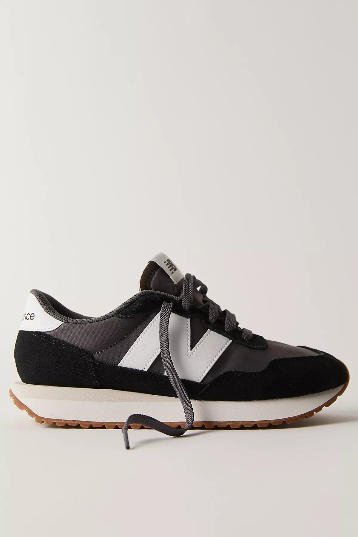 New Balance 237 Sneakers