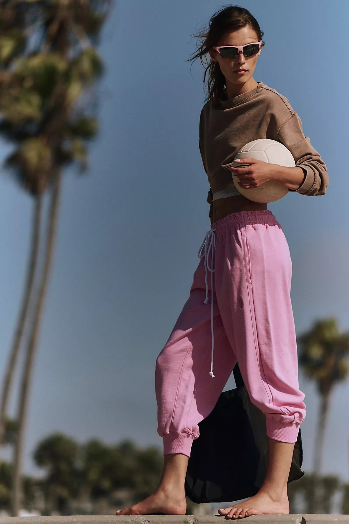 Flutter Cropped Joggers