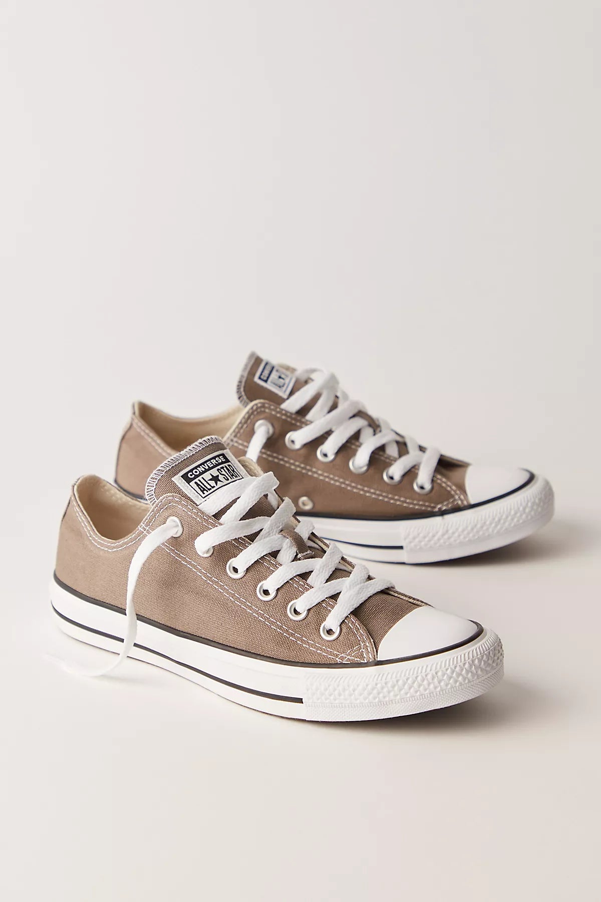 Chuck Taylor All Star Low-Top Converse Sneakers