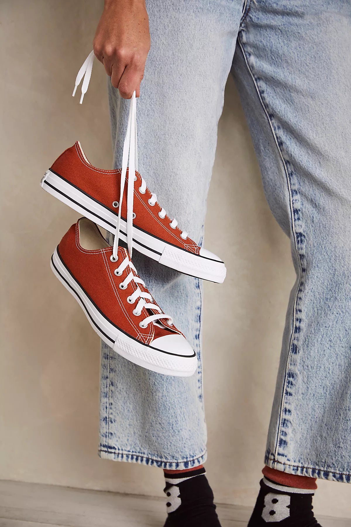 Chuck Taylor All Star Low-Top Converse Sneakers