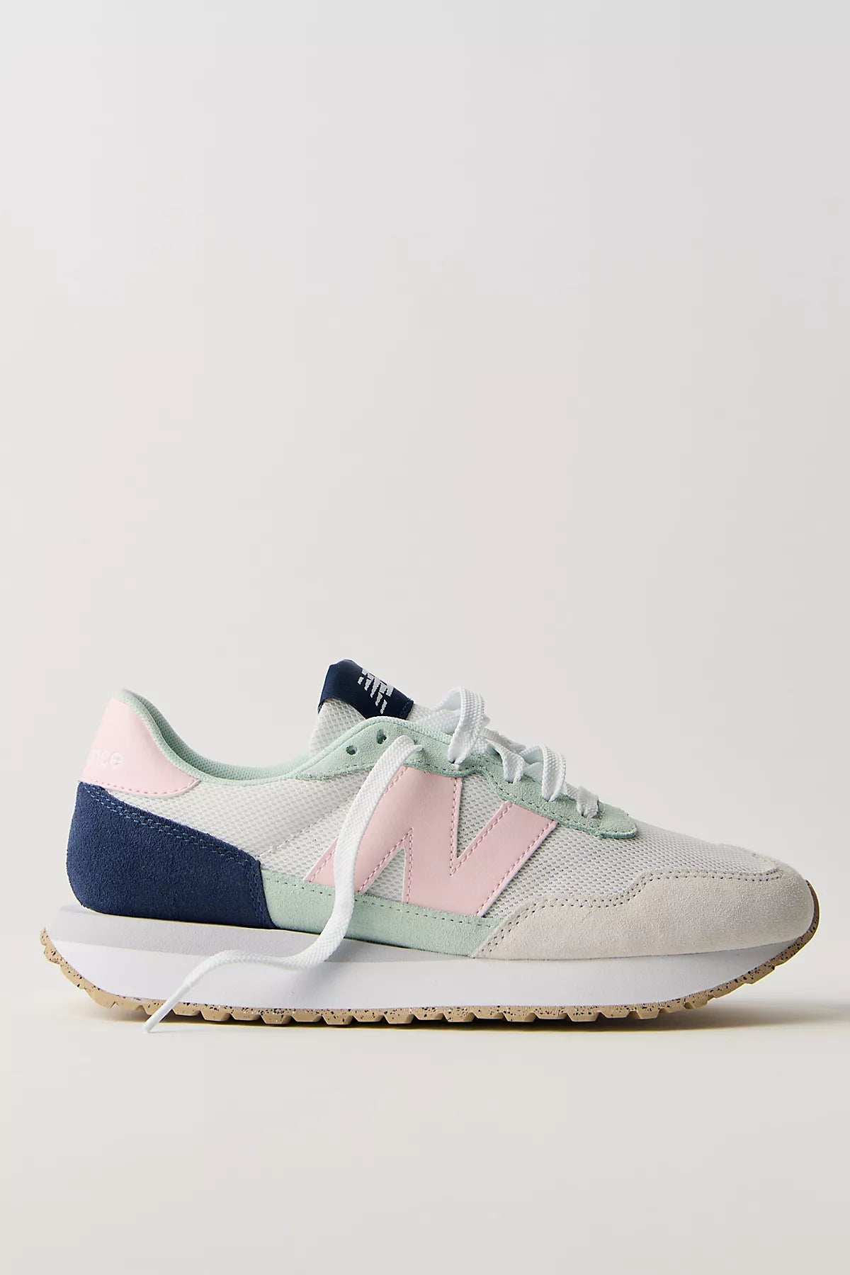 New Balance 237 Sneakers