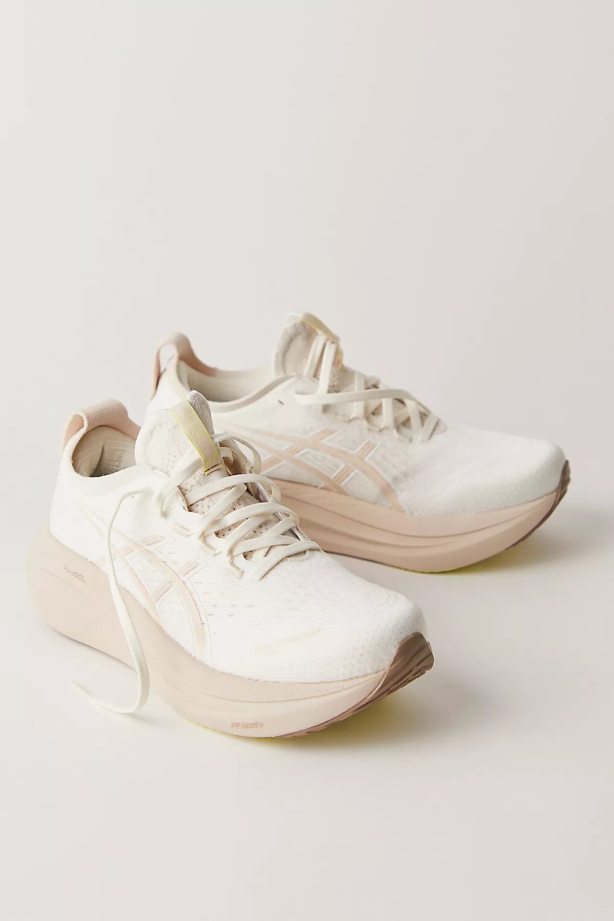 ASICS GEL-NIMBUS 27 Sneakers