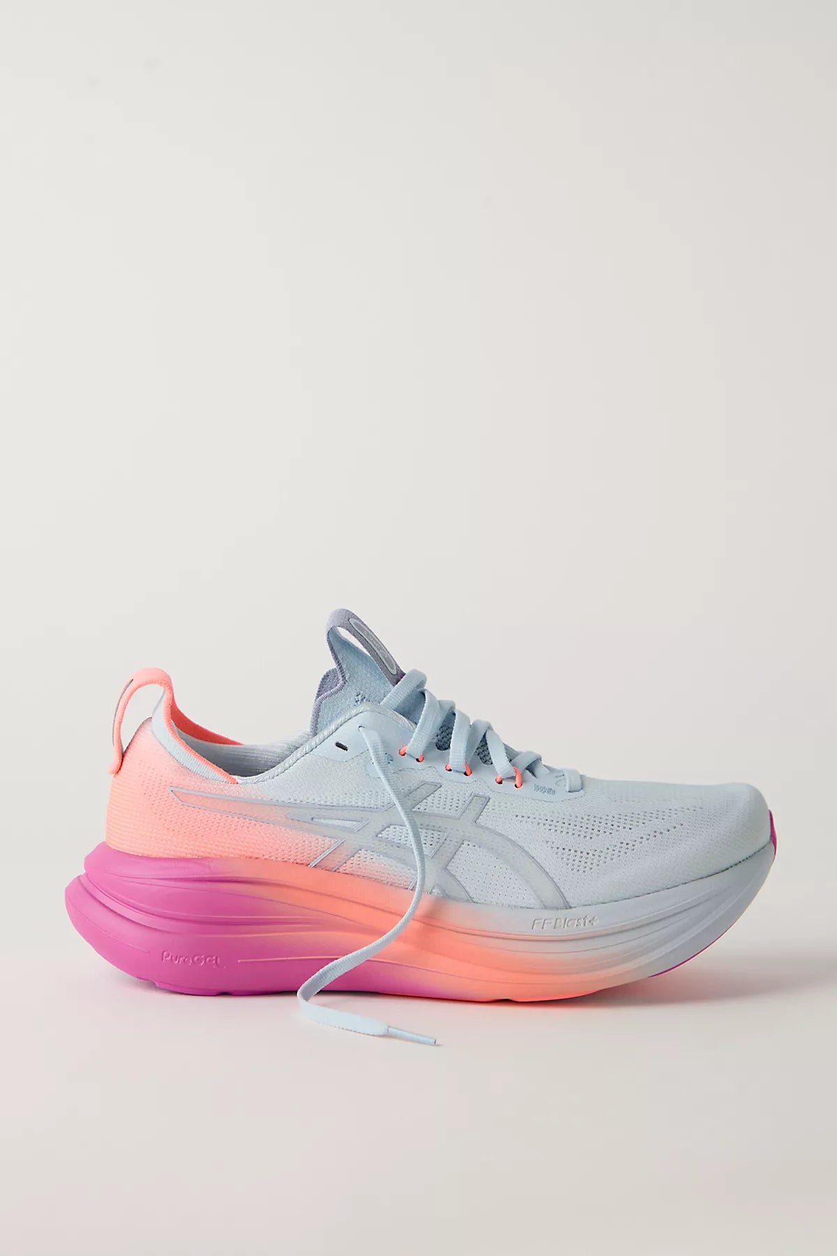 ASICS GEL-NIMBUS 28 Sneakers
