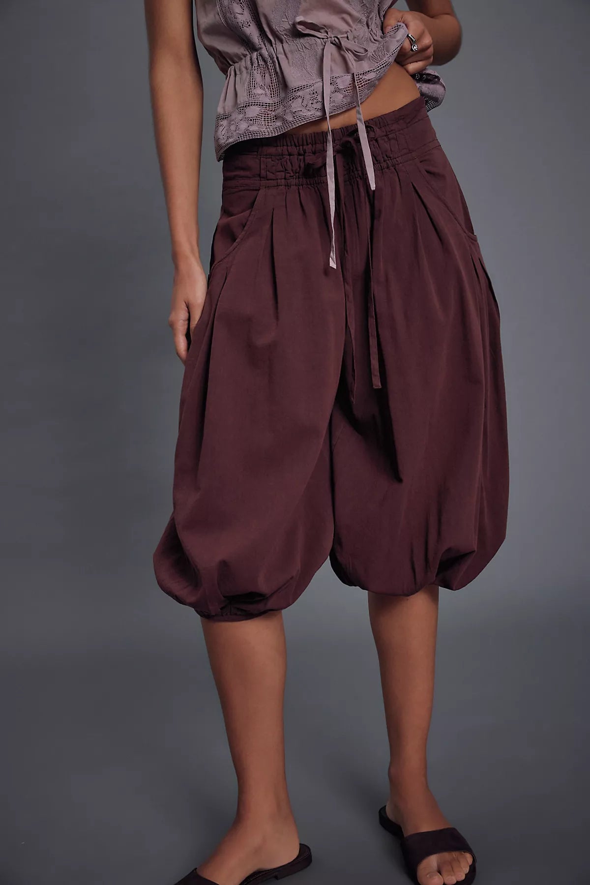 Calle Balloon Crop Pull-On Pants
