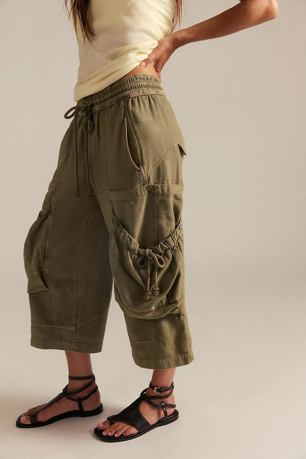 We The Free Ashton Crop Pull-On Cargo Pants