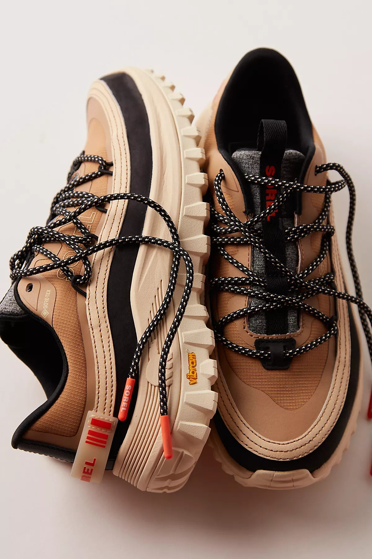 CALLSIGN HORIZON™ LOW GTX Waterproof Sneakers