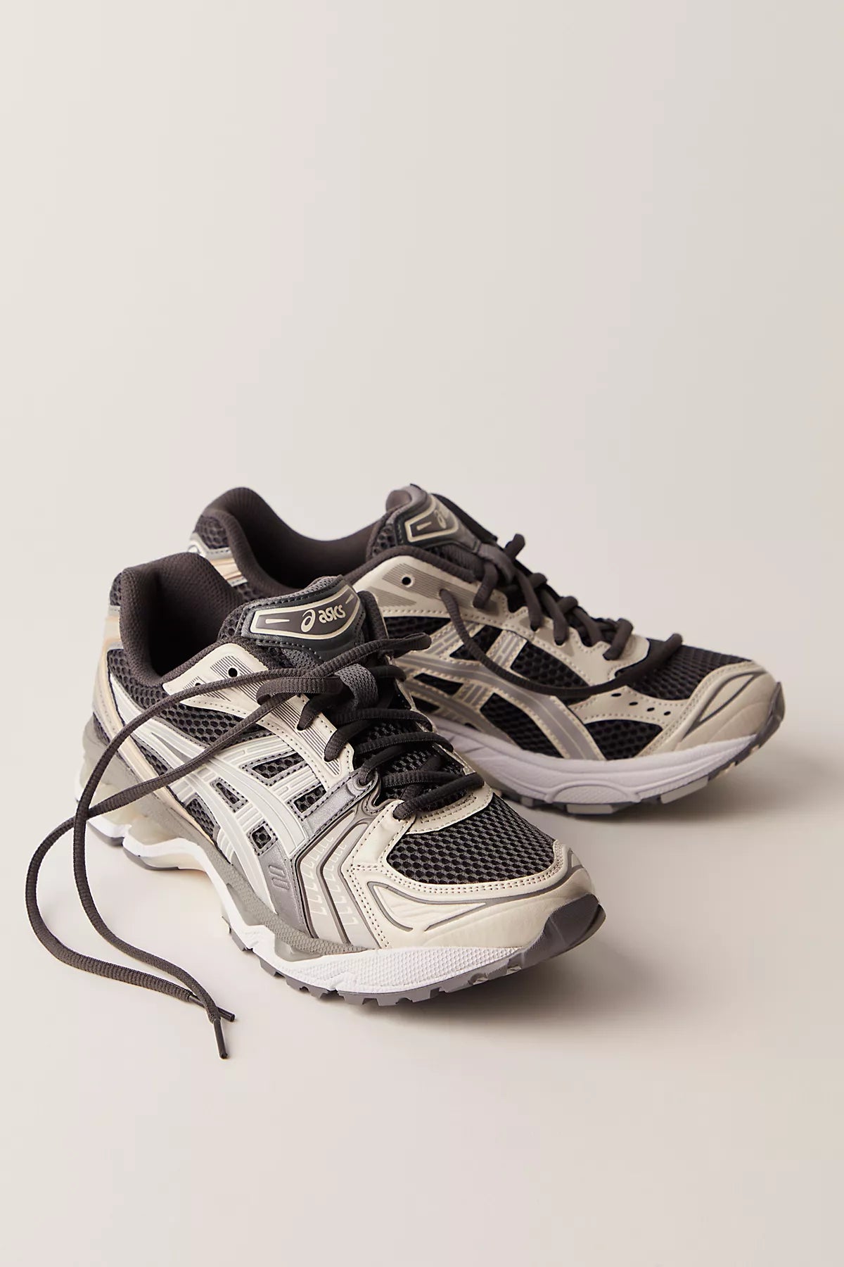 ASICS GEL-KAYANO 14 Sneakers