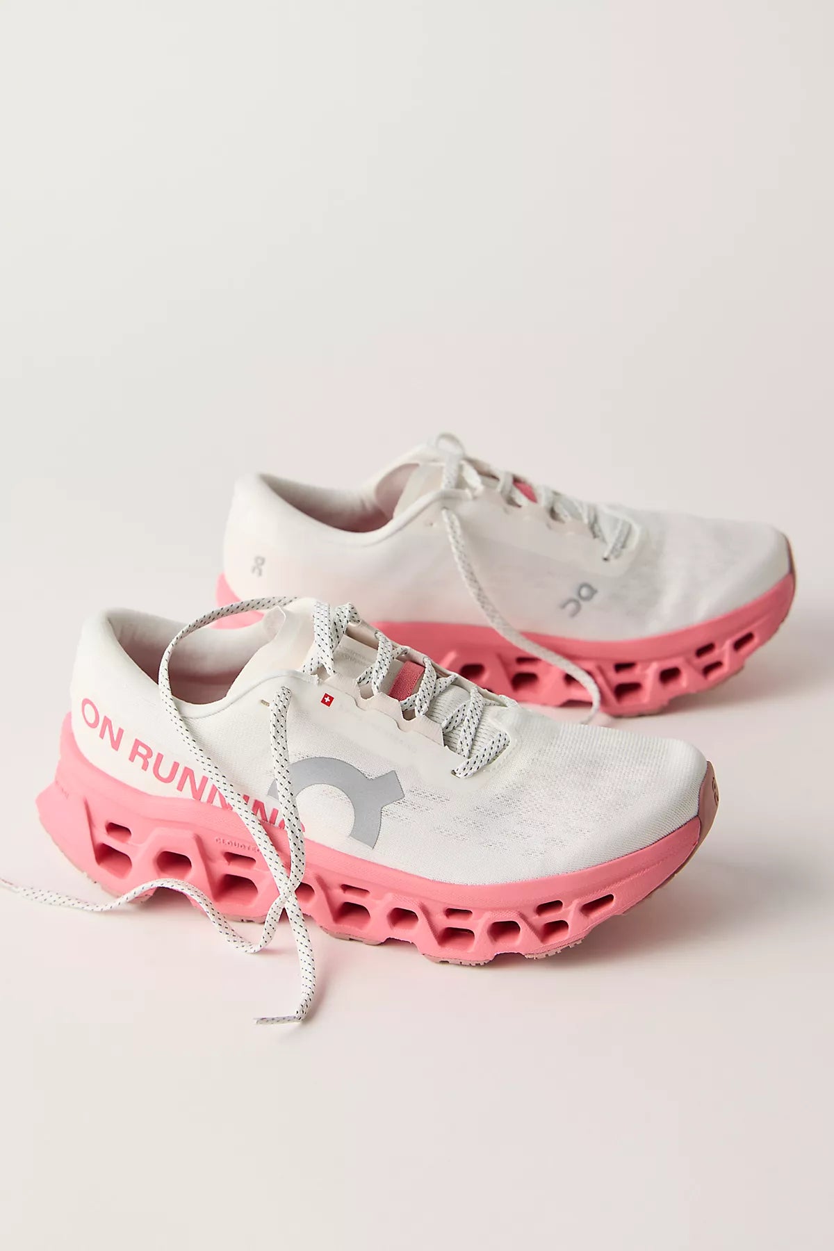 On Cloudmonster 3 Sneakers