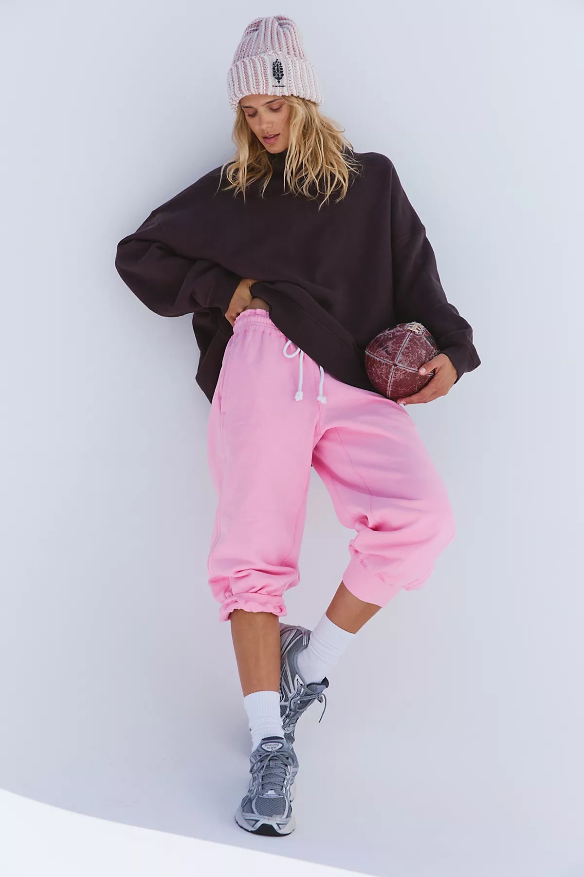 Flutter Cropped Joggers