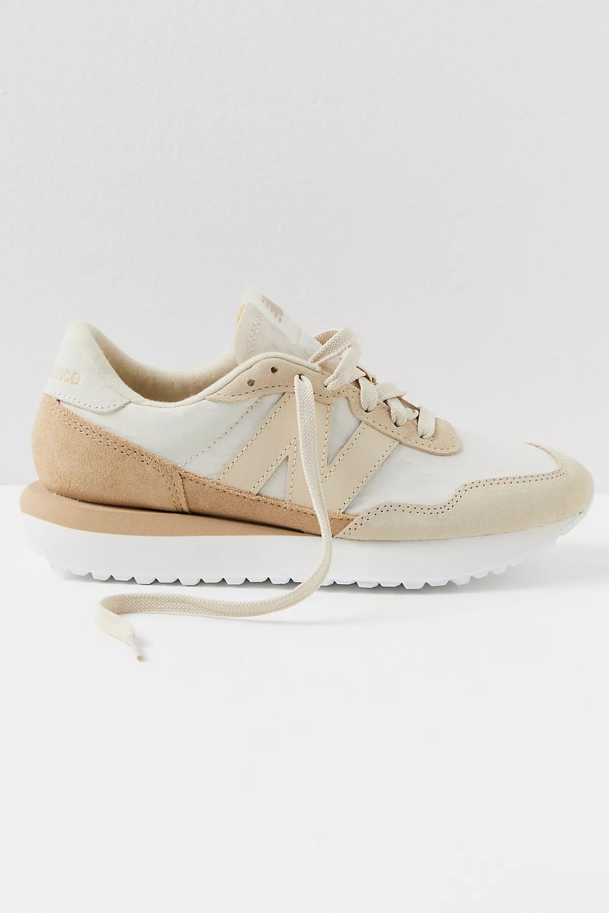 New Balance 237 Sneakers