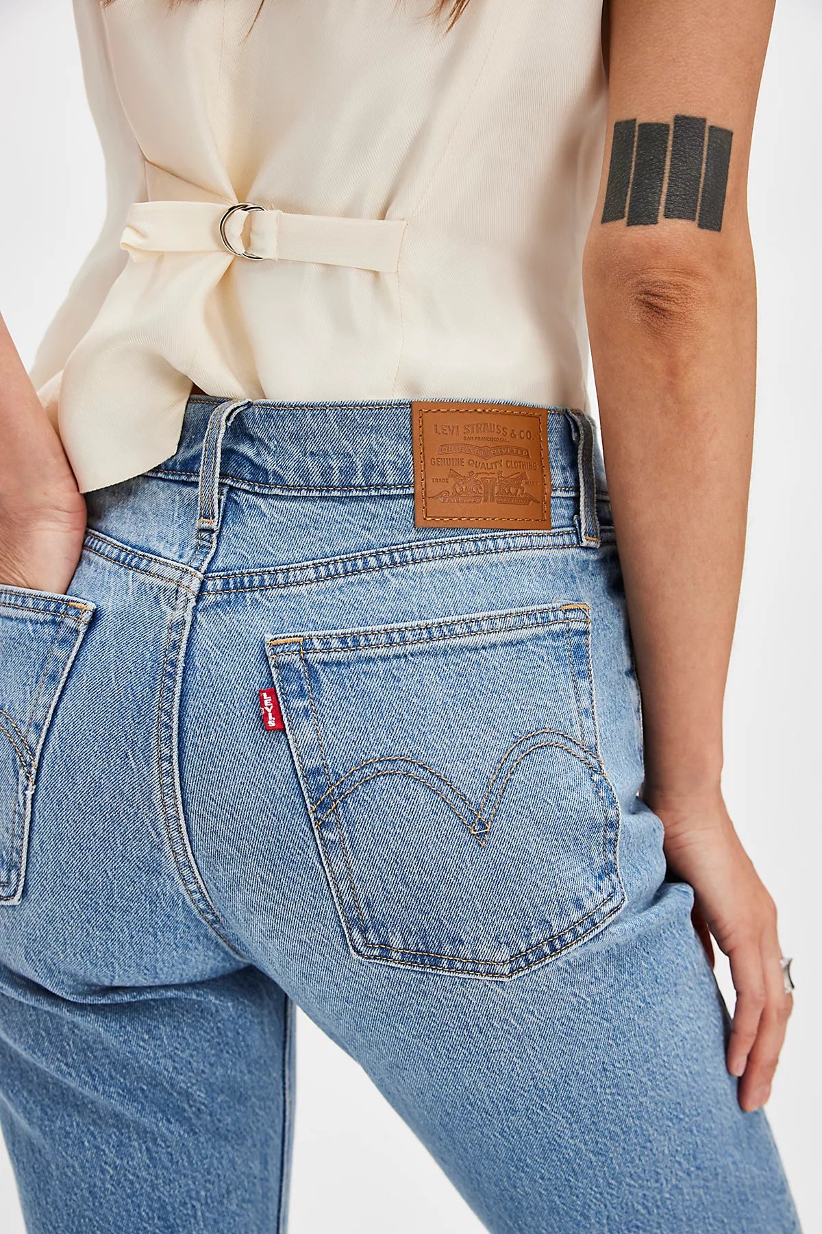 Levi's Wedgie Straight Jeans