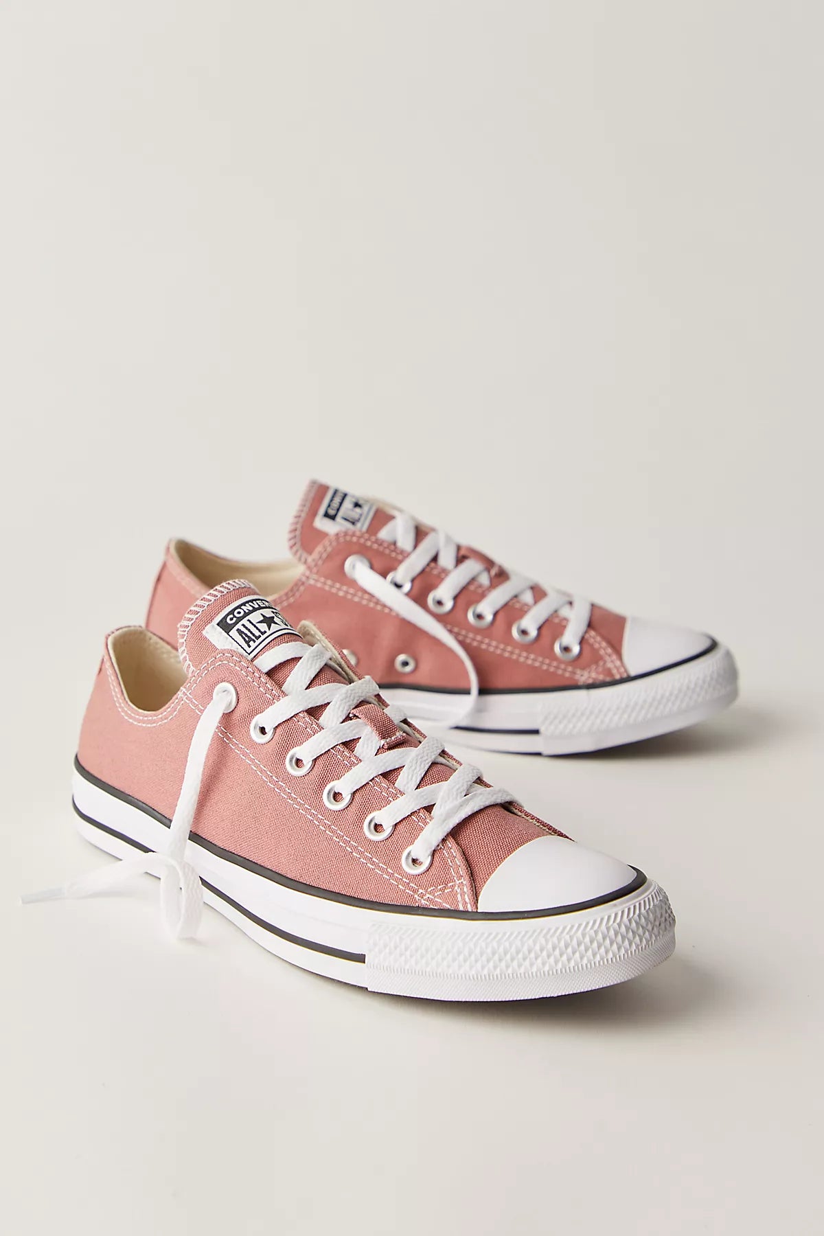 Chuck Taylor All Star Low-Top Converse Sneakers