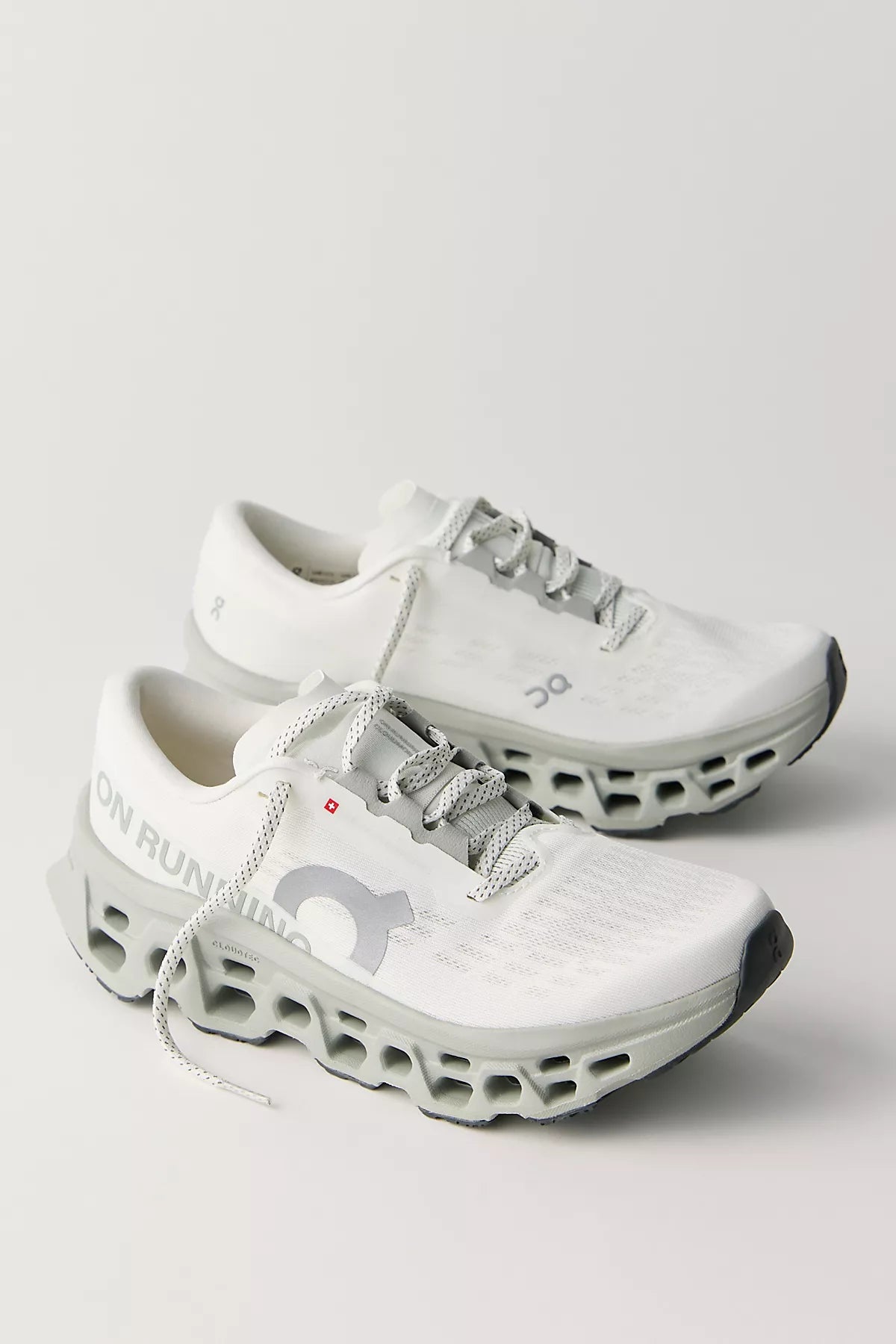 On Cloudmonster 3 Sneakers