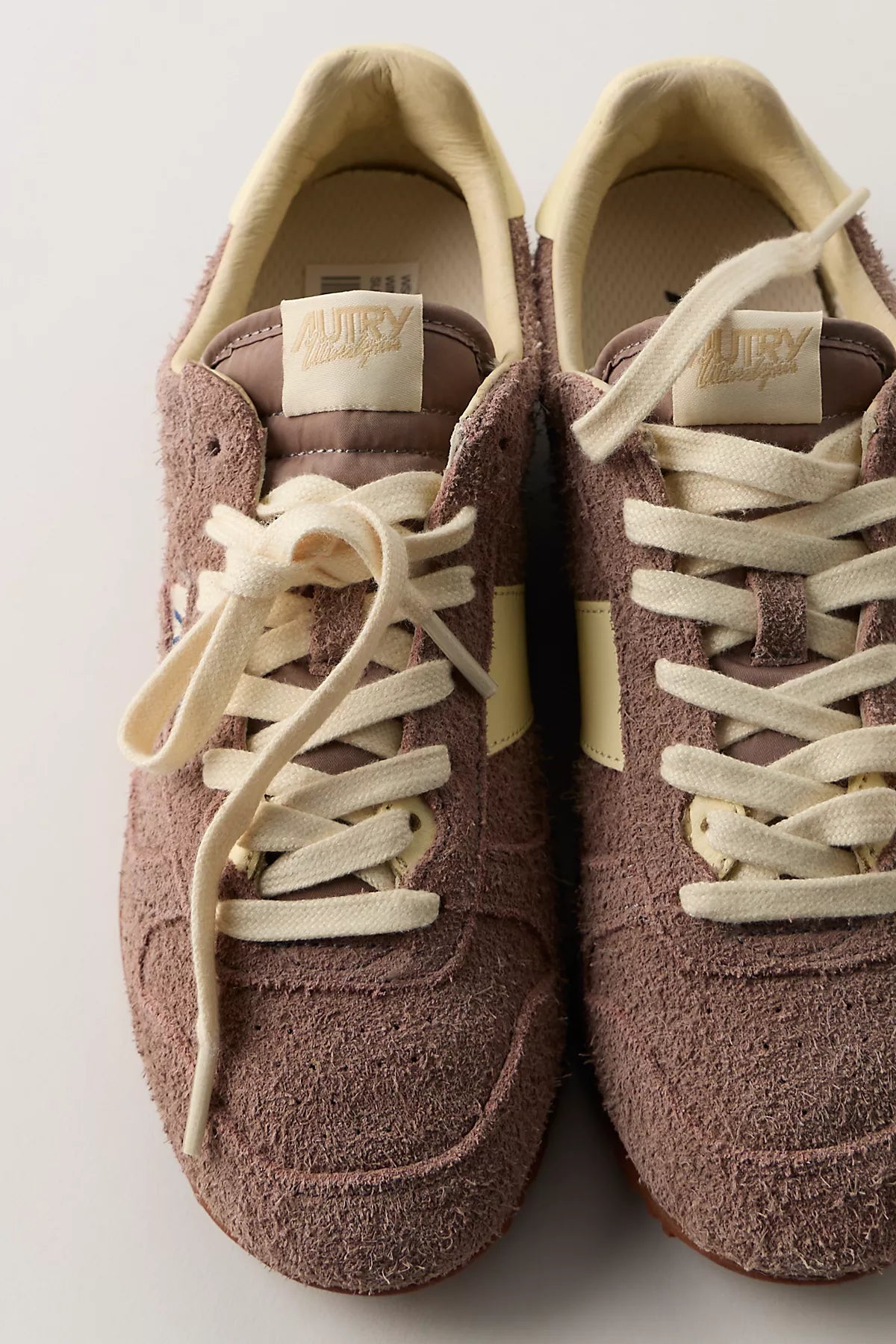 Autry Windspin Suede Low-Top Sneakers