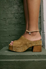 Bryson Clogs