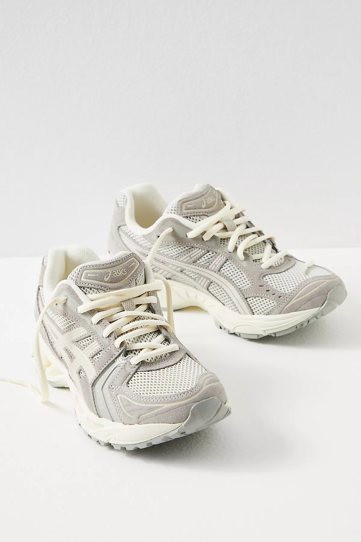 ASICS GEL-KAYANO 14 Sneakers