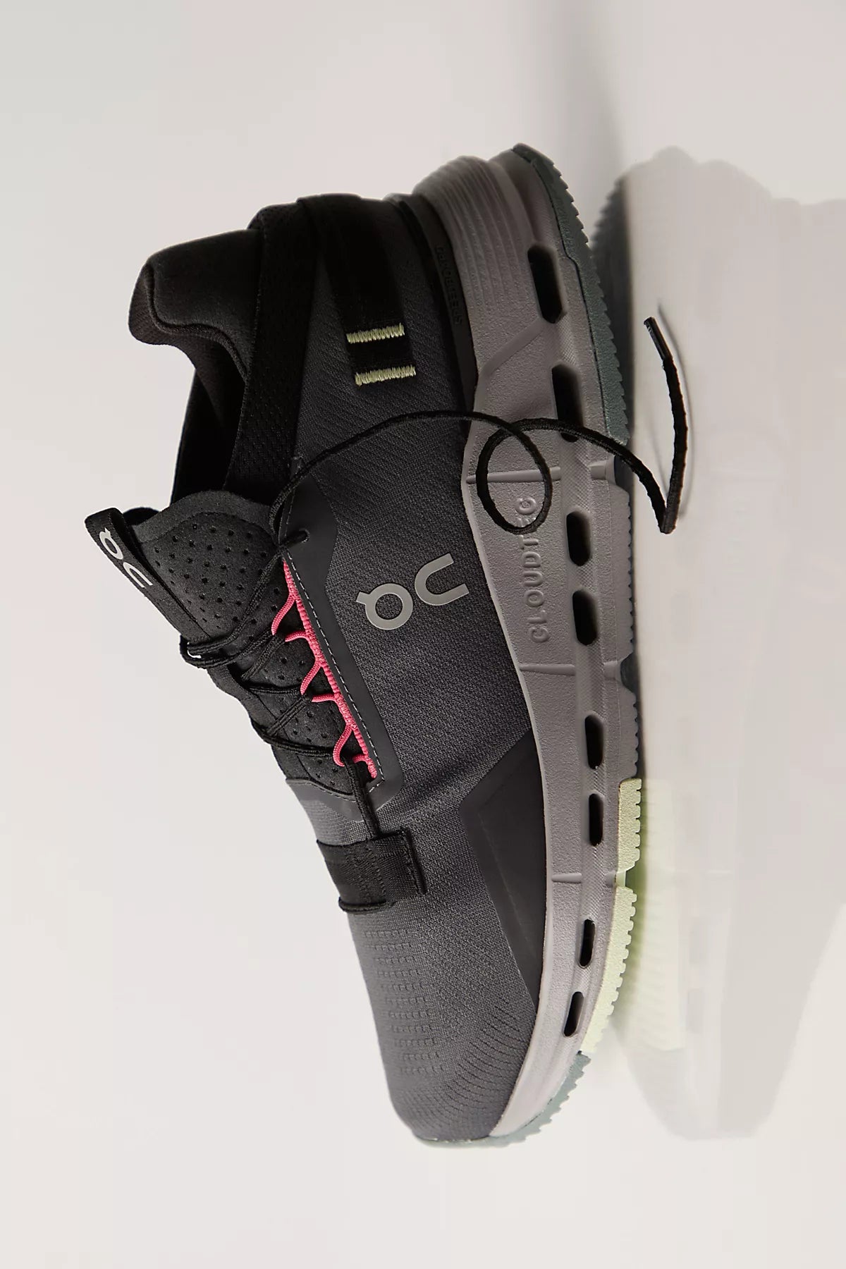 On Cloudnova 2 Sneakers