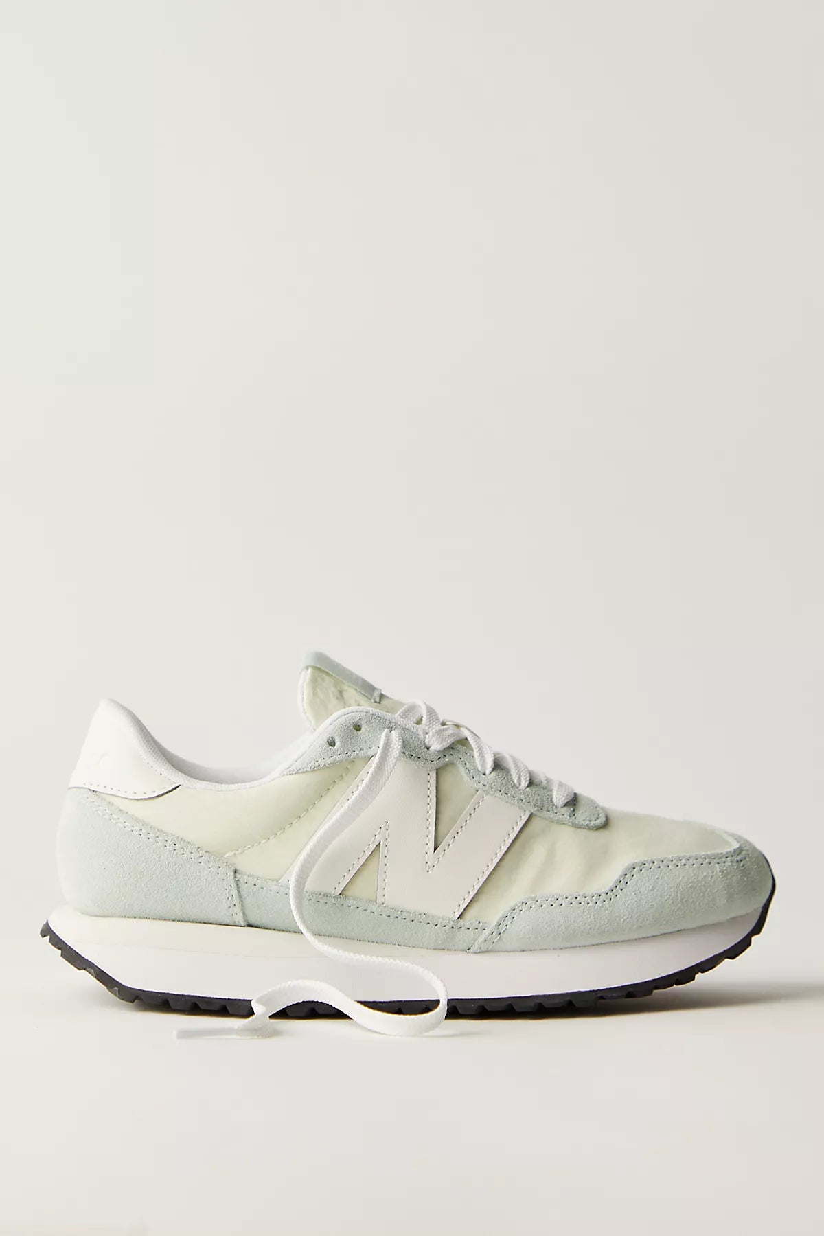 New Balance 237 Sneakers