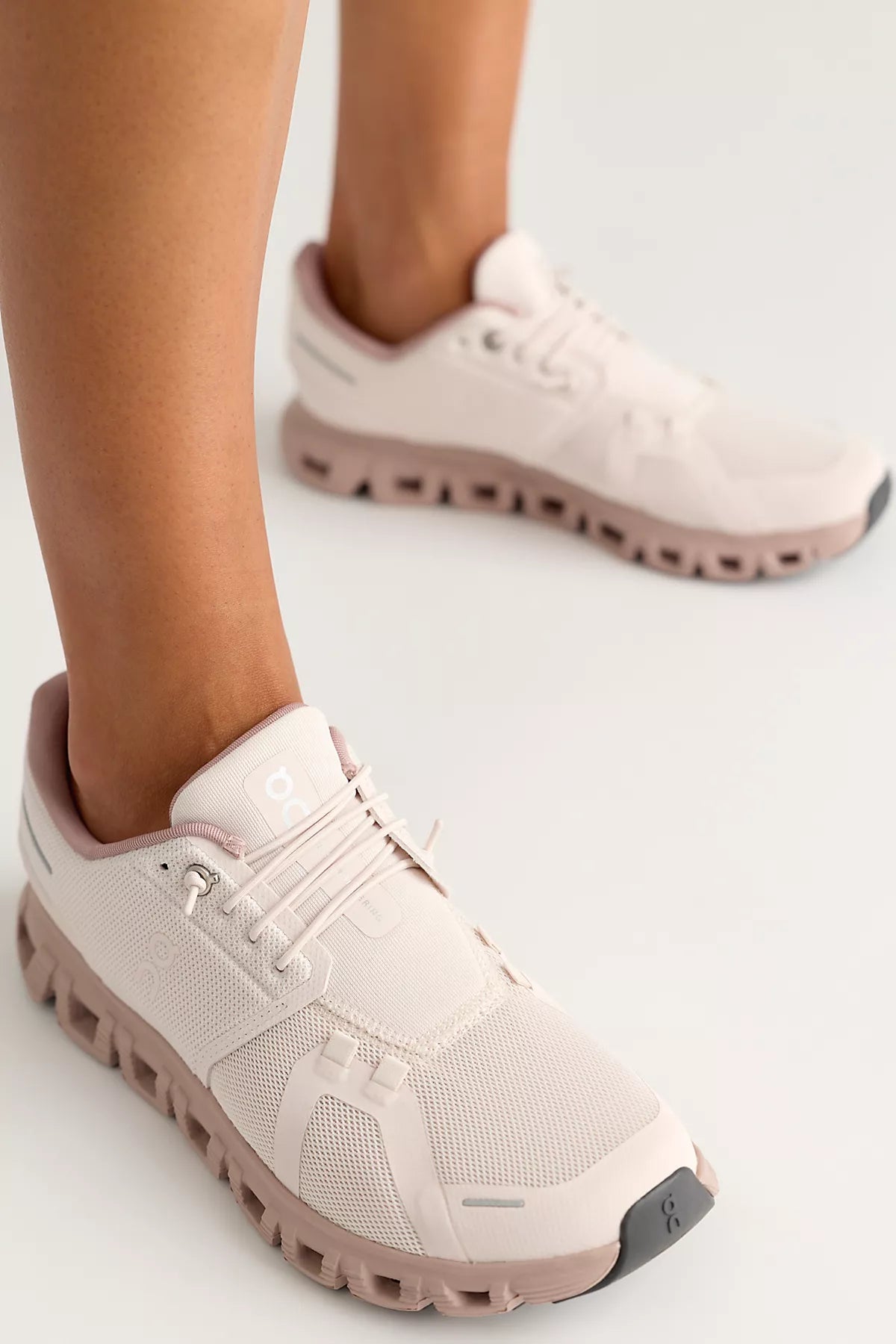 On Cloud 6 Sneakers