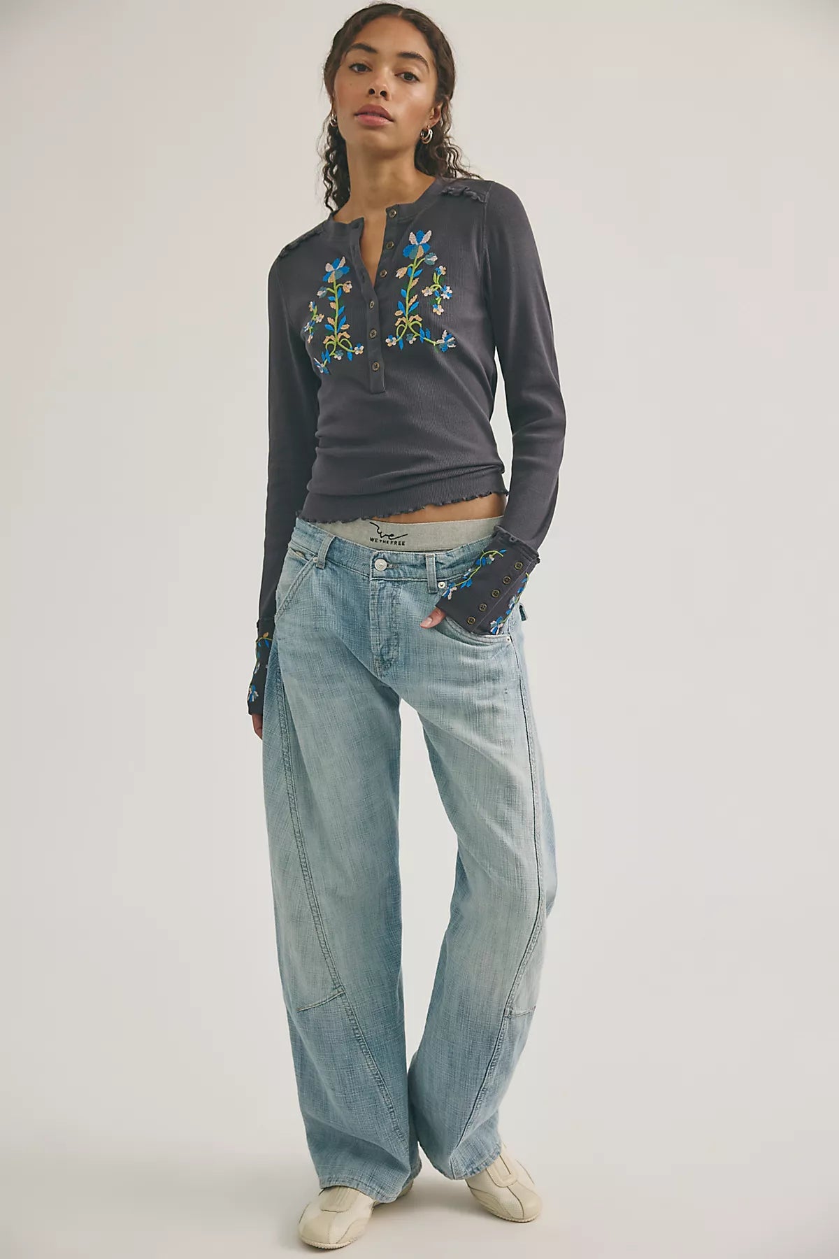 Fleur Embroidered Cuff Henley