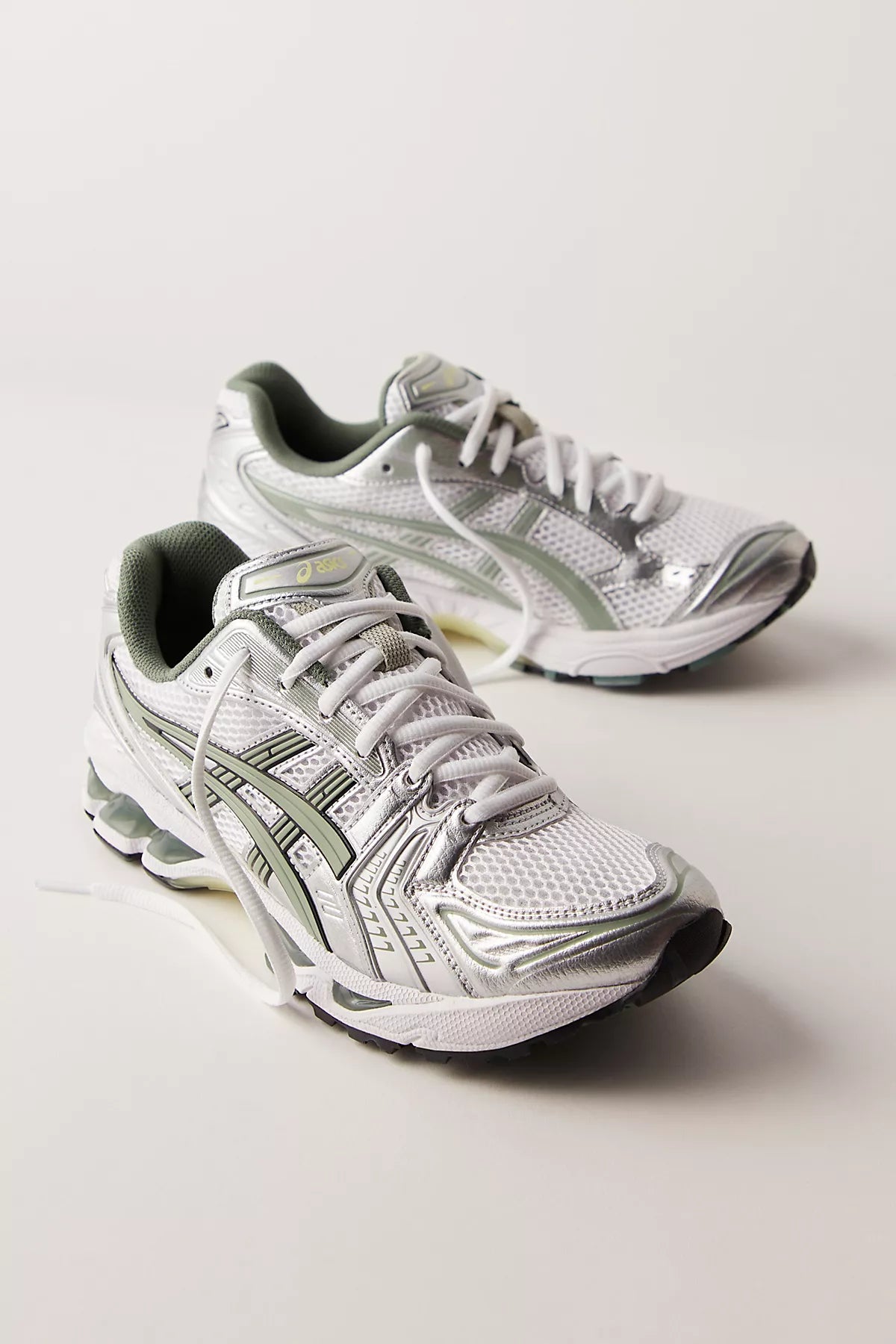 ASICS GEL-KAYANO 14 Sneakers