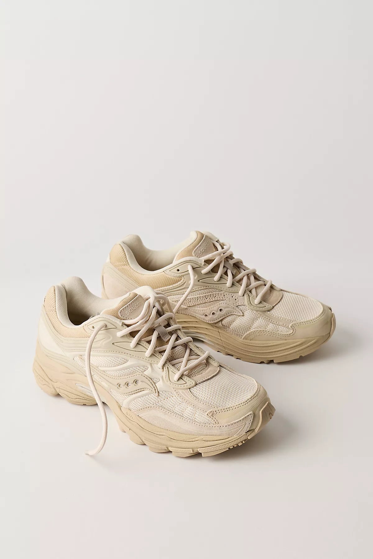 Saucony ProGrid Omni 9 Sneakers