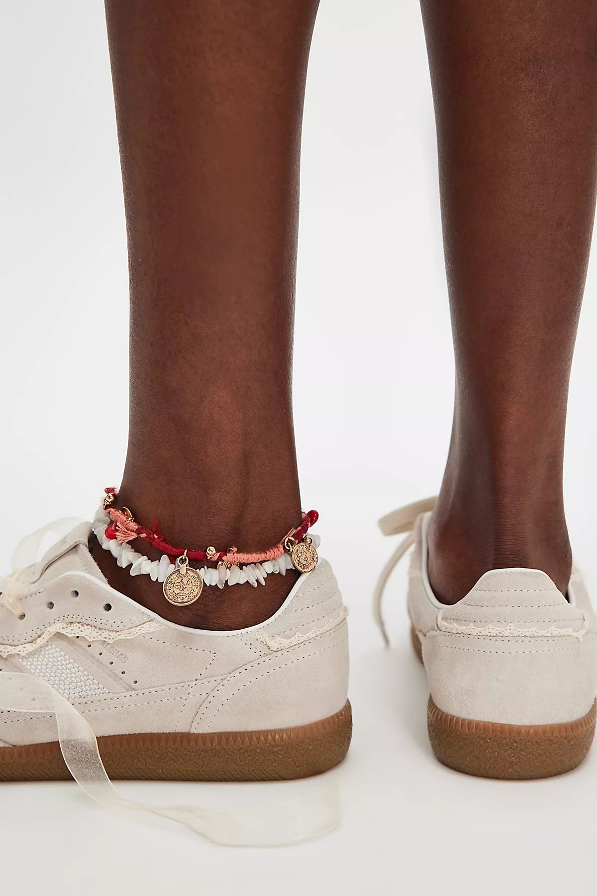 ALOHAS Tb.490 Crochet Sneakers