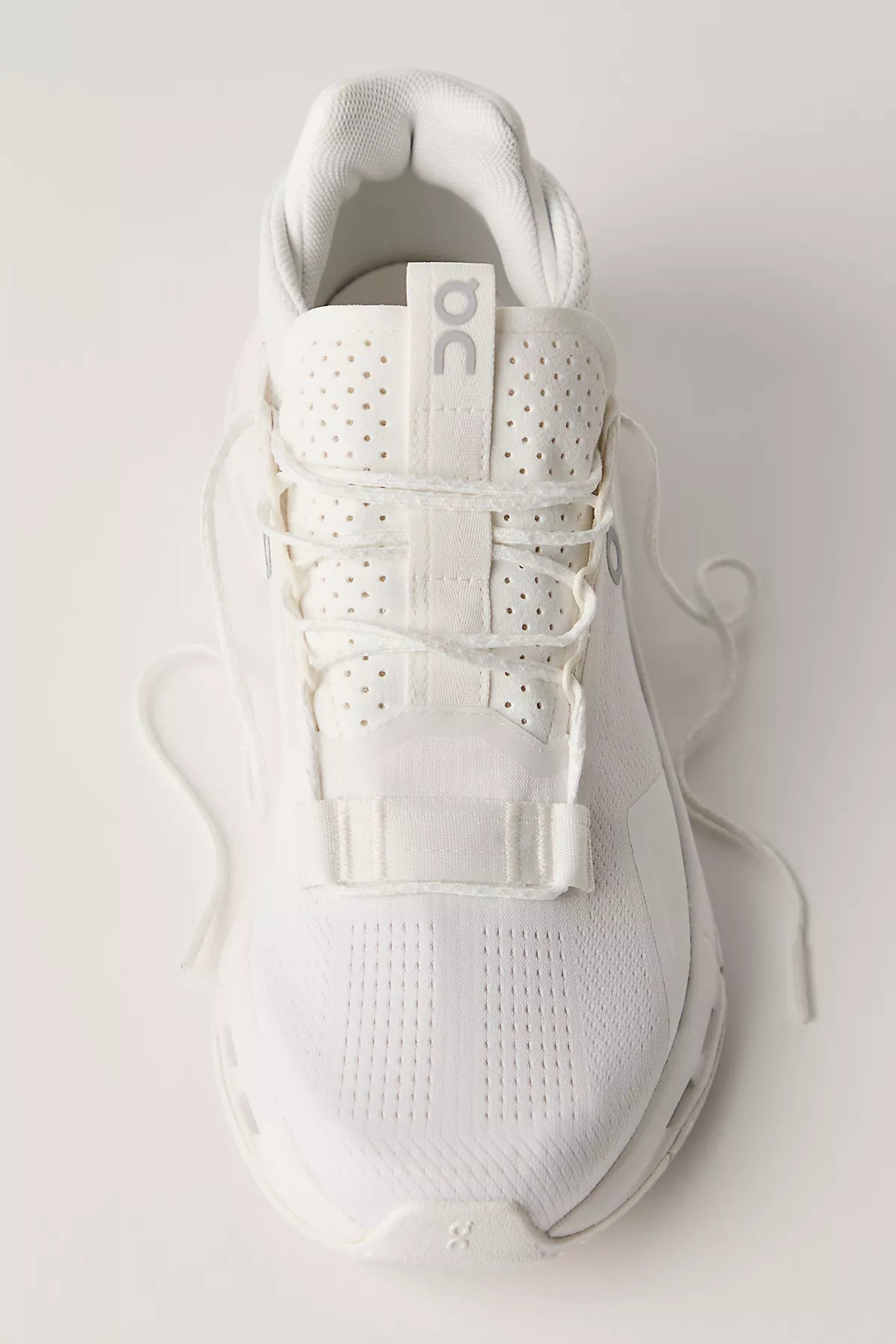 On Cloudnova 2 Sneakers