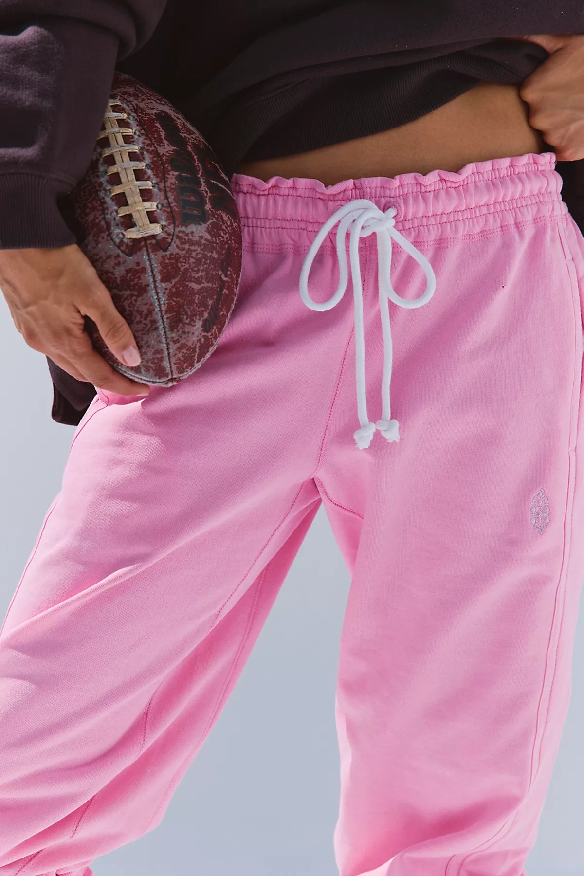Flutter Cropped Joggers