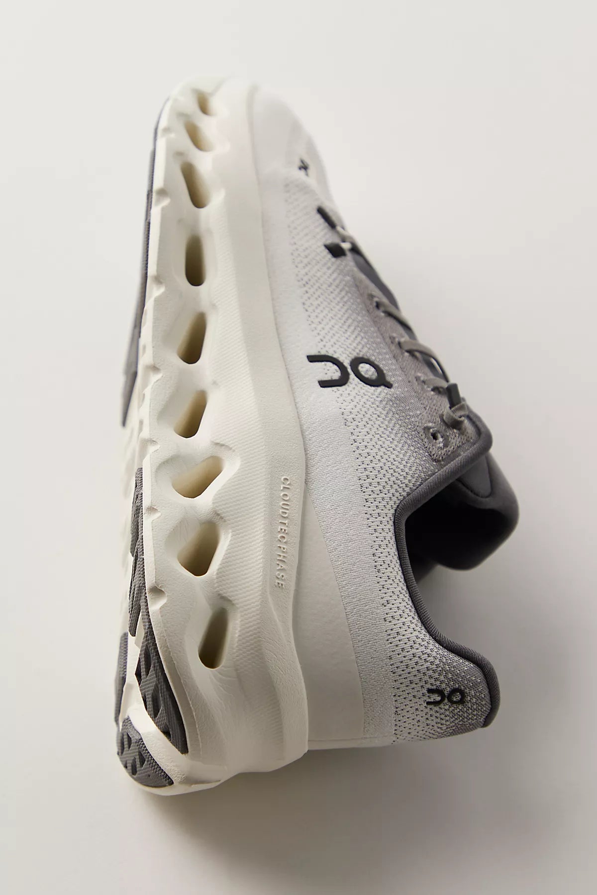 On Cloudtilt Sneakers