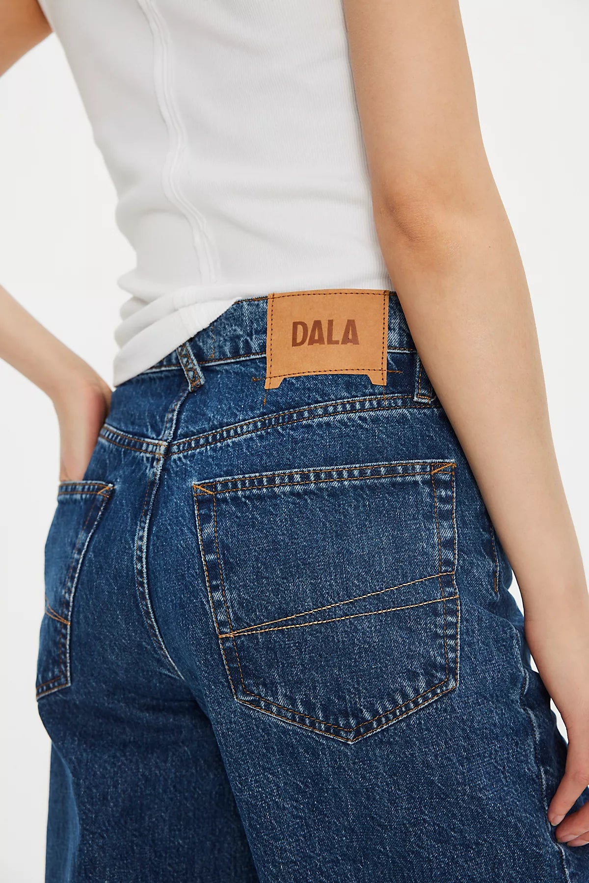 Dala Sling Jeans