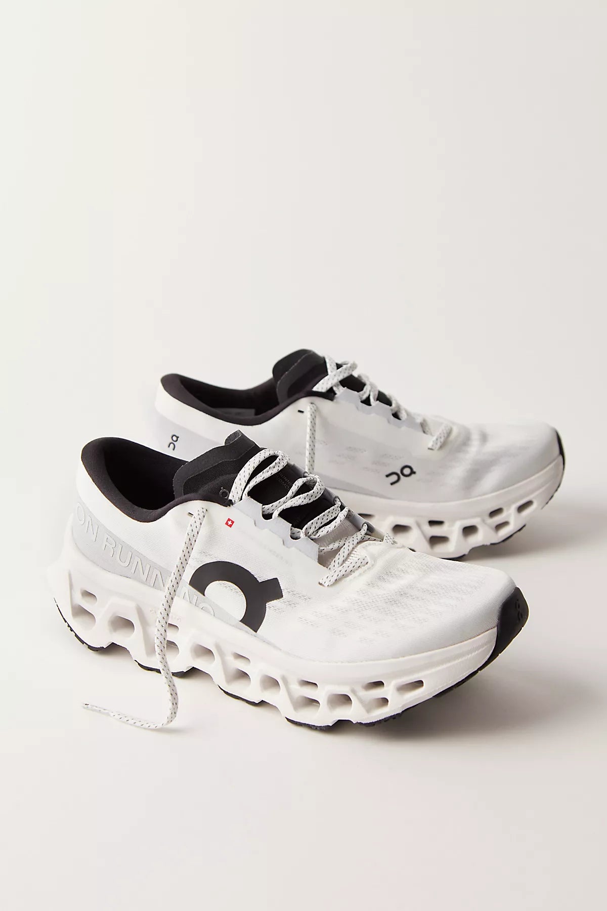 On Cloudmonster 3 Sneakers
