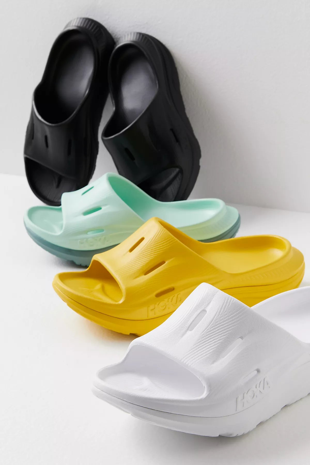 HOKA® Ora Recovery Slide 3