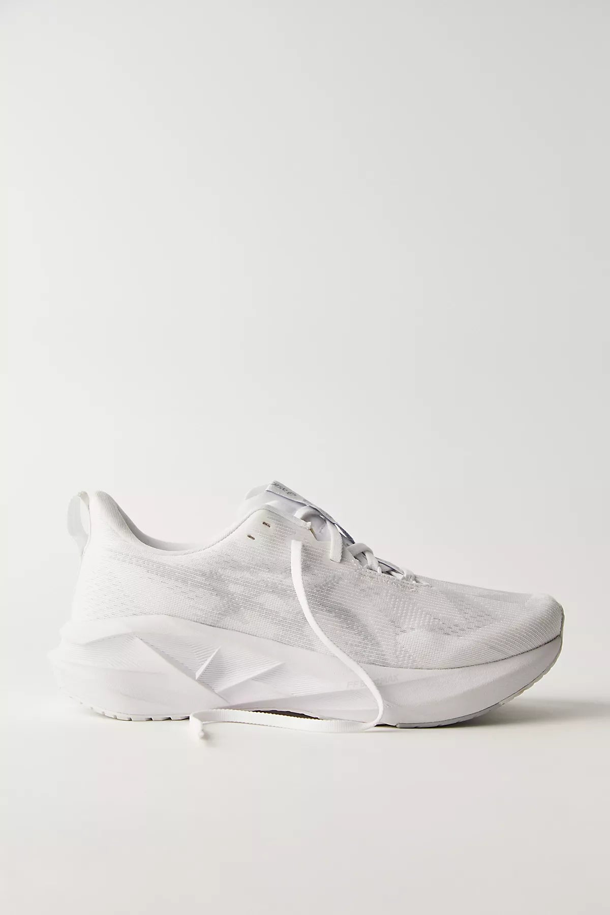 ASICS Novablast 5 Sneakers