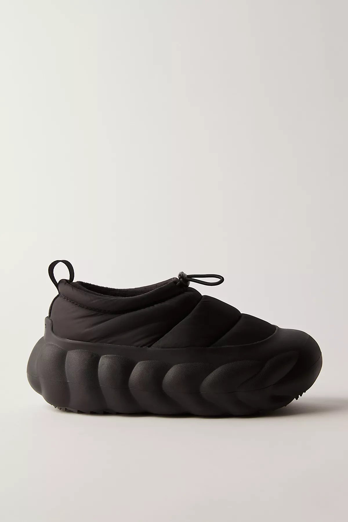 Crocs Overpuff Shorty Slip-Ons