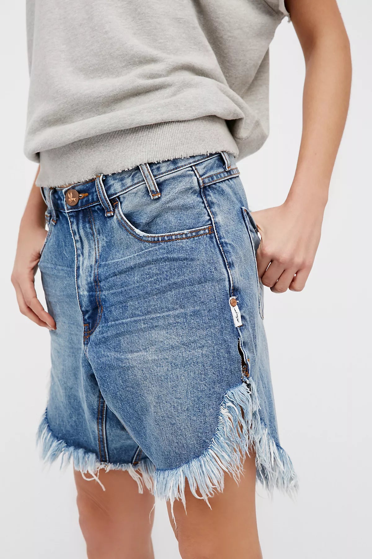 OneTeaspoon Frankies Cutoff Shorts