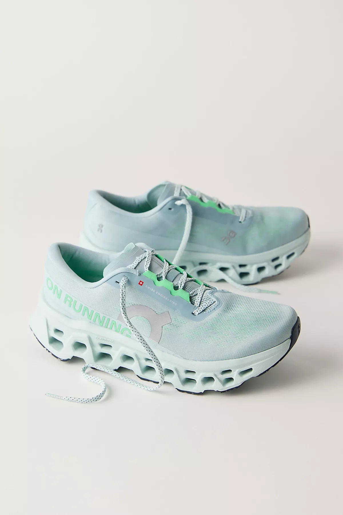 On Cloudmonster 3 Sneakers