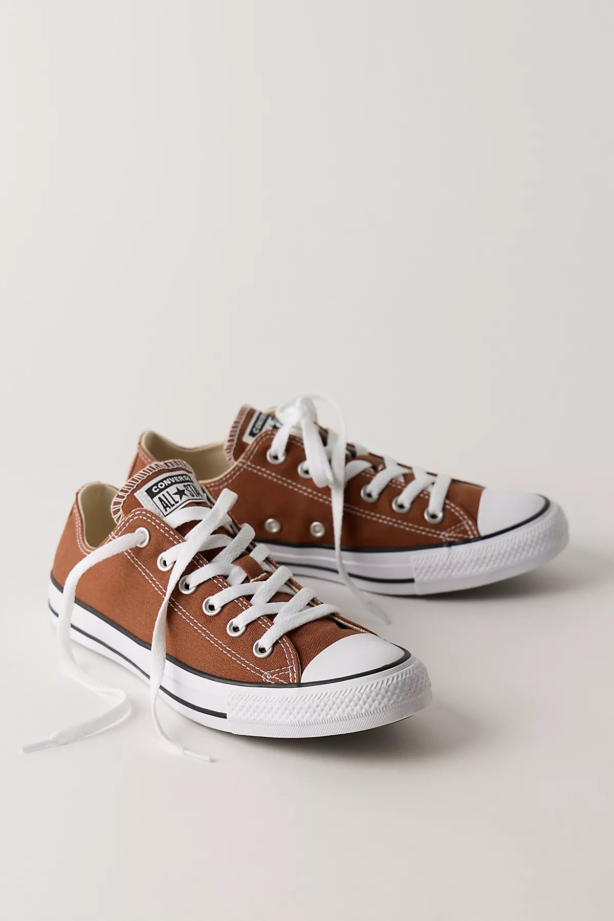 Chuck Taylor All Star Low-Top Converse Sneakers