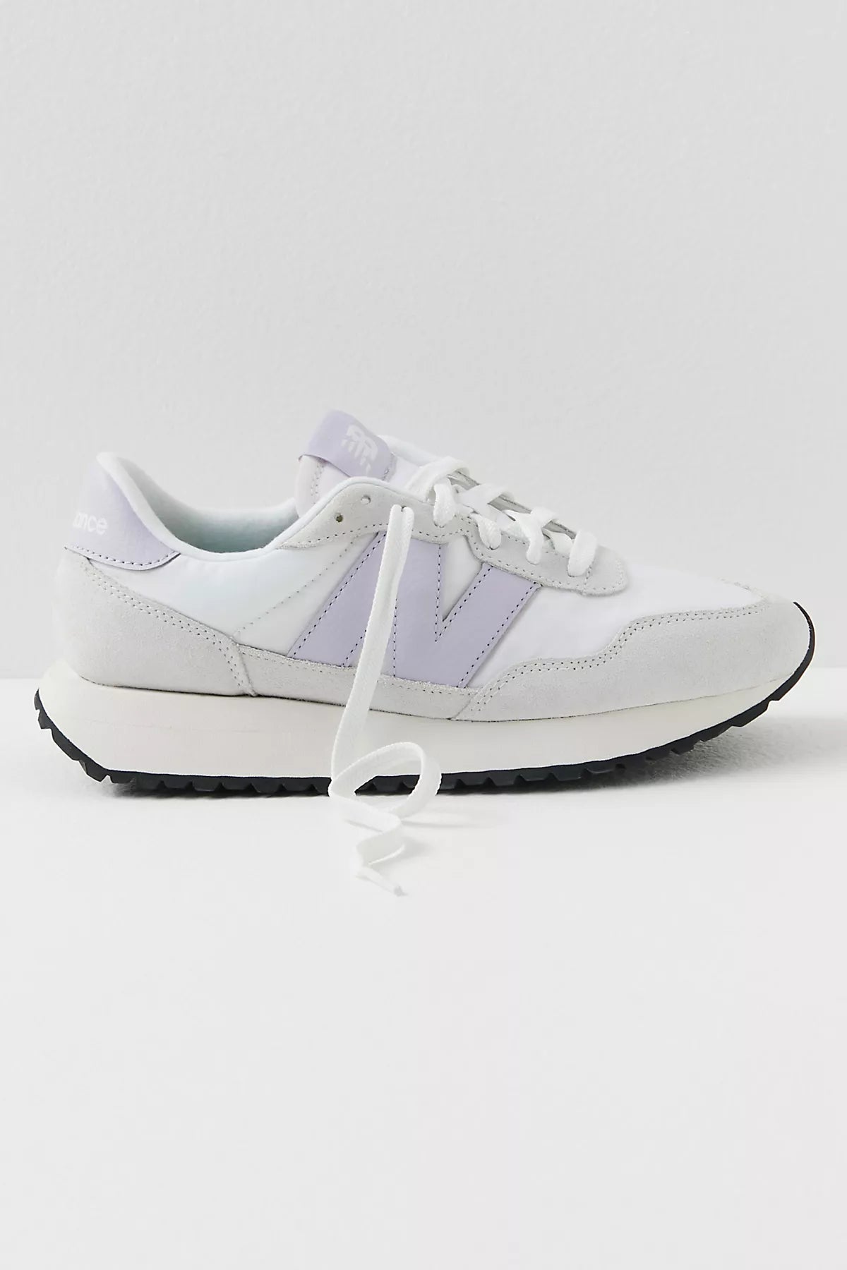 New Balance 237 Sneakers