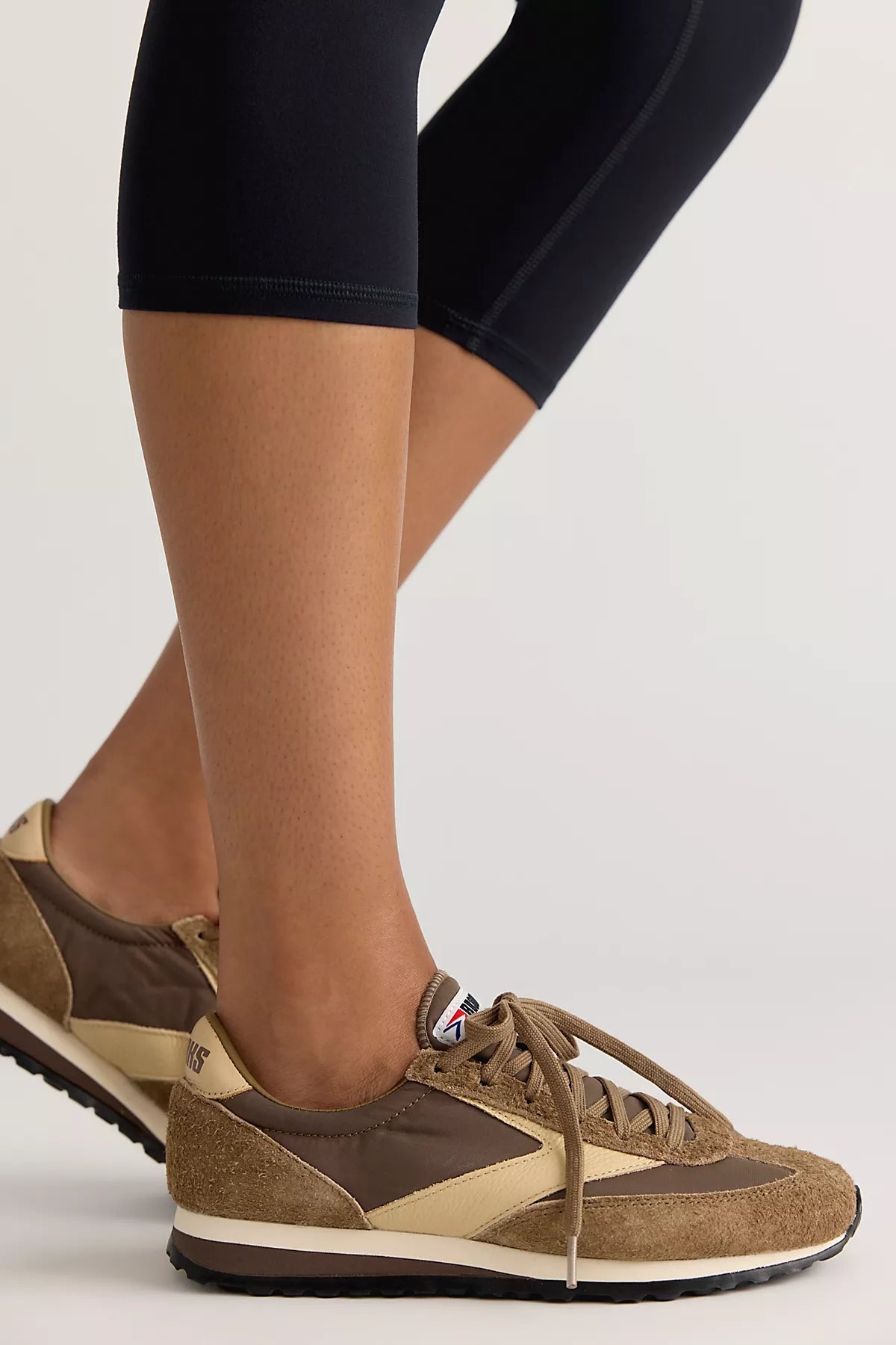 Brooks Vanguard Sneakers